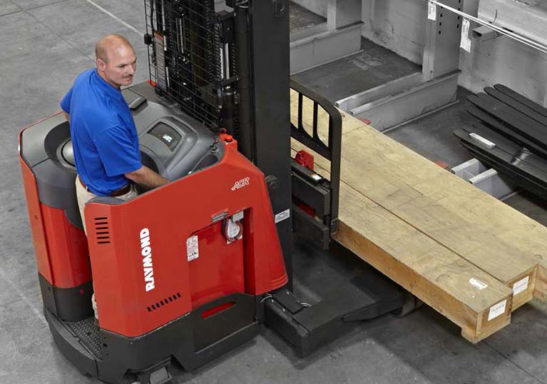 Raymond 7310 4-Directional reach with low step height