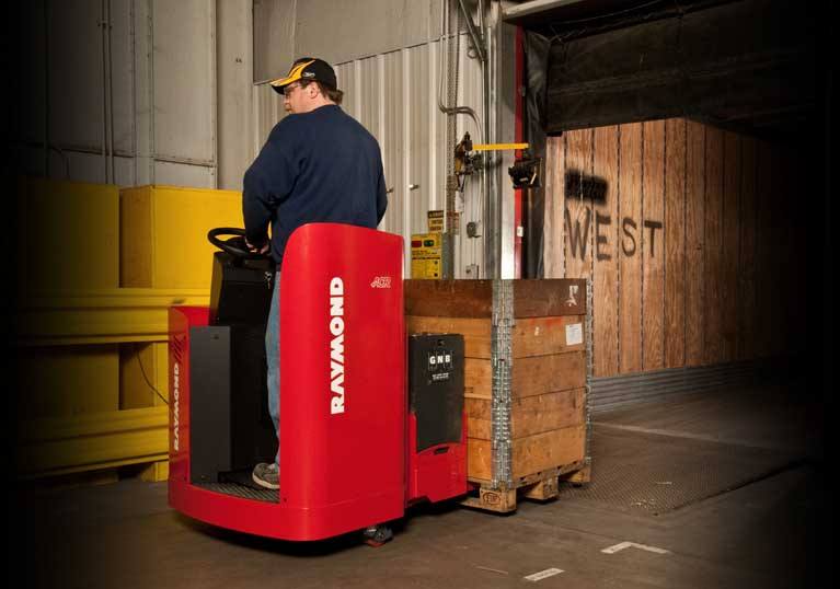 Raymond 8900 Riding Pallet Truck quick acceleration