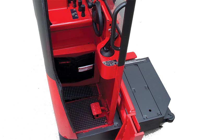 Raymond Sideloader Operator Compartment